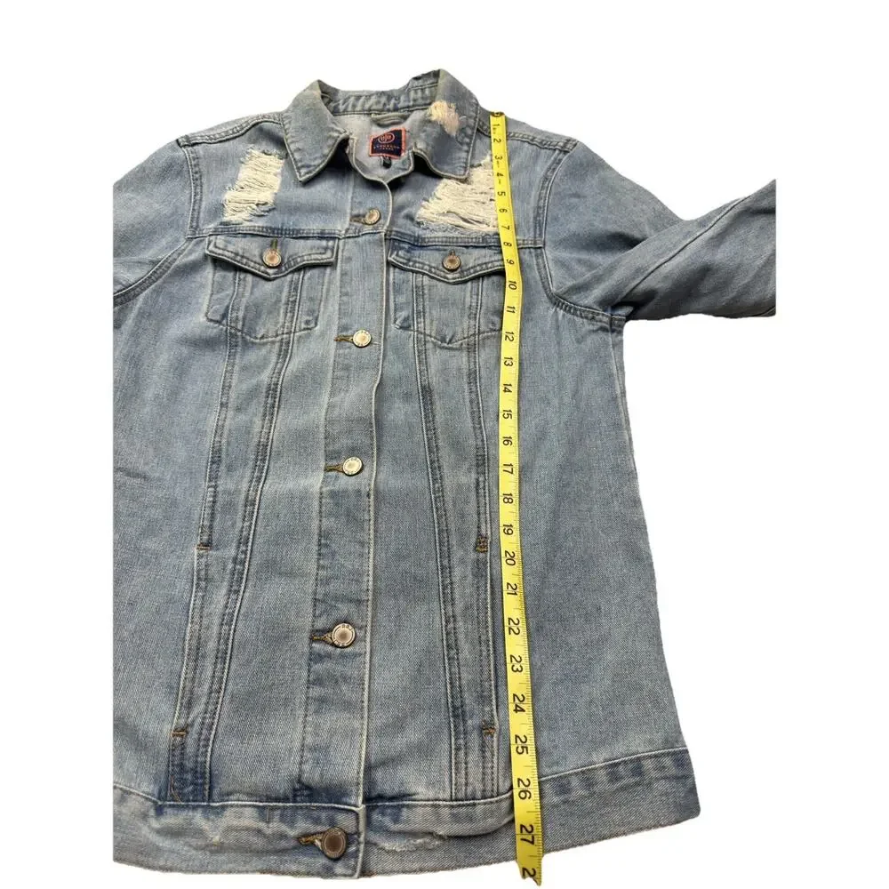Boom Boom Jean Denim Jacket Distressed Size Medium‎ Western Rodeo Boho oversized